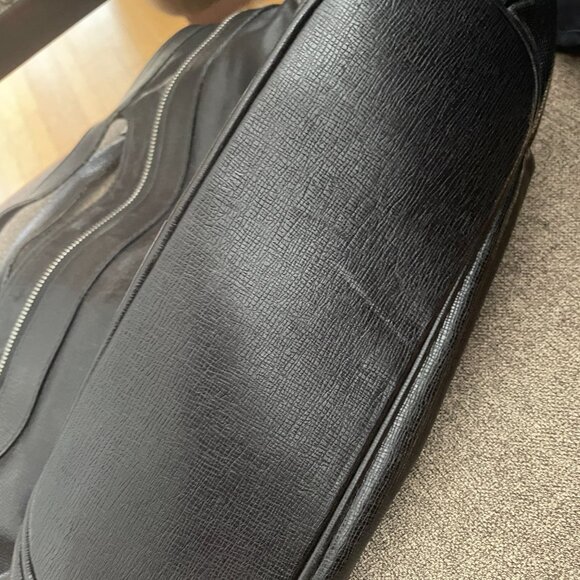 Furla convertable black leather hand/shoulder bag - Picture 6 of 12